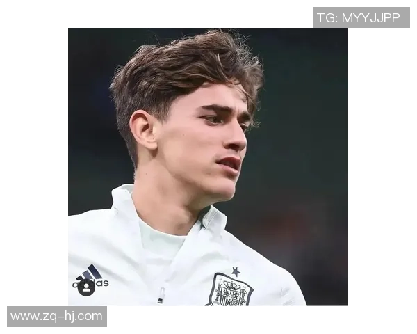 团体头像展示足球明星男生的魅力与风采，凝聚青春活力与团队精神